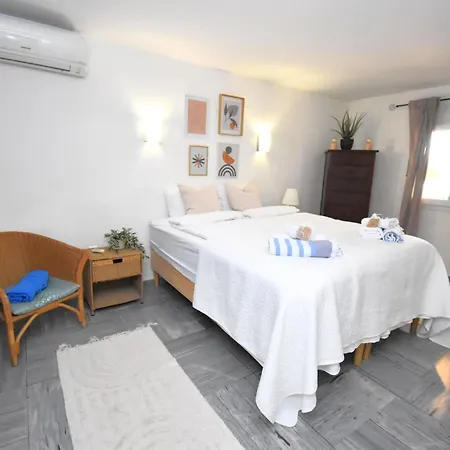 Spacious Family & Pool Walk To Villa Fuengirola