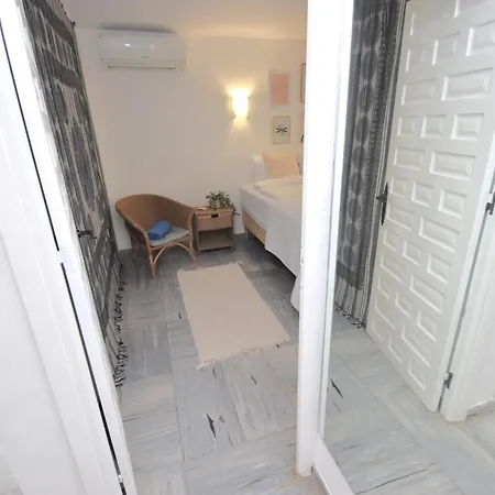 Spacious Family & Pool Walk To Villa Fuengirola