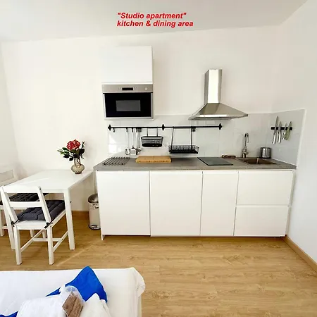 Spacious Family & Pool Walk To Fuengirola